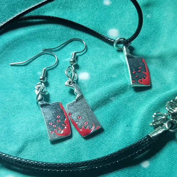 Halloween Bloody Meat Cleaver Set - Picture 2 of 2